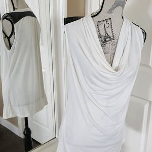 Bianca Nygard weighted front sleeveless cowl